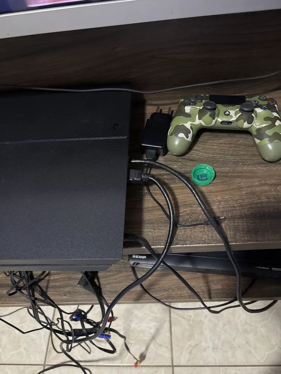 Ps4 slim completo cabos e fios com 2 controles e jogos 