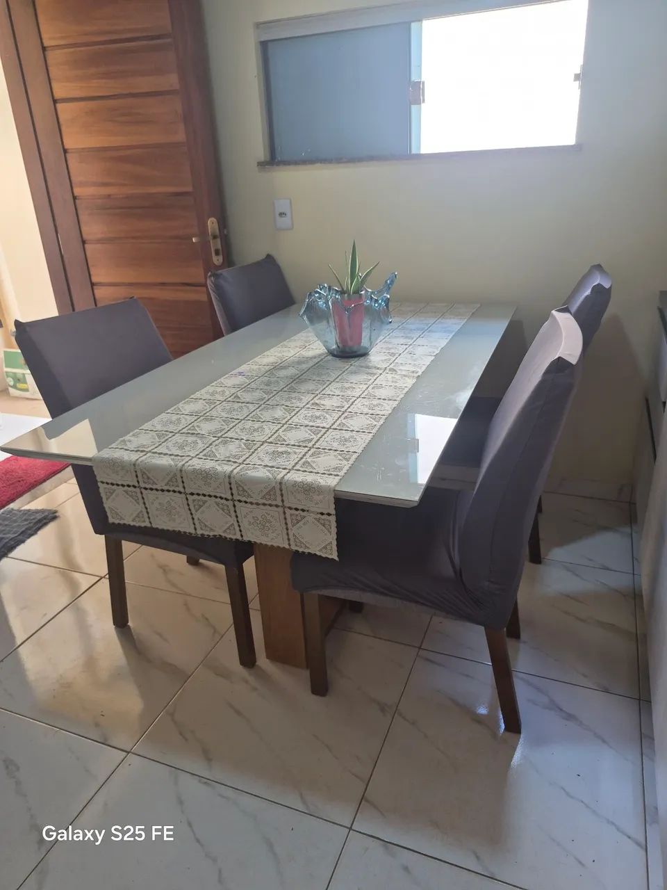 Vendo essa linda mesa!!!