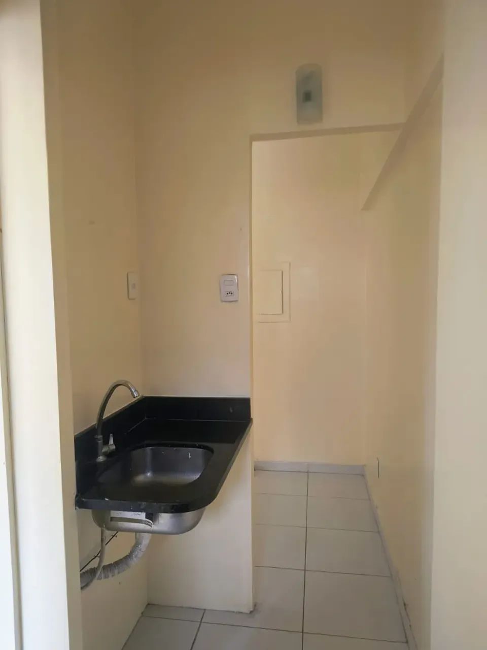 SR Aluga-se Sala Comercial no Centro 32m - Foto 2