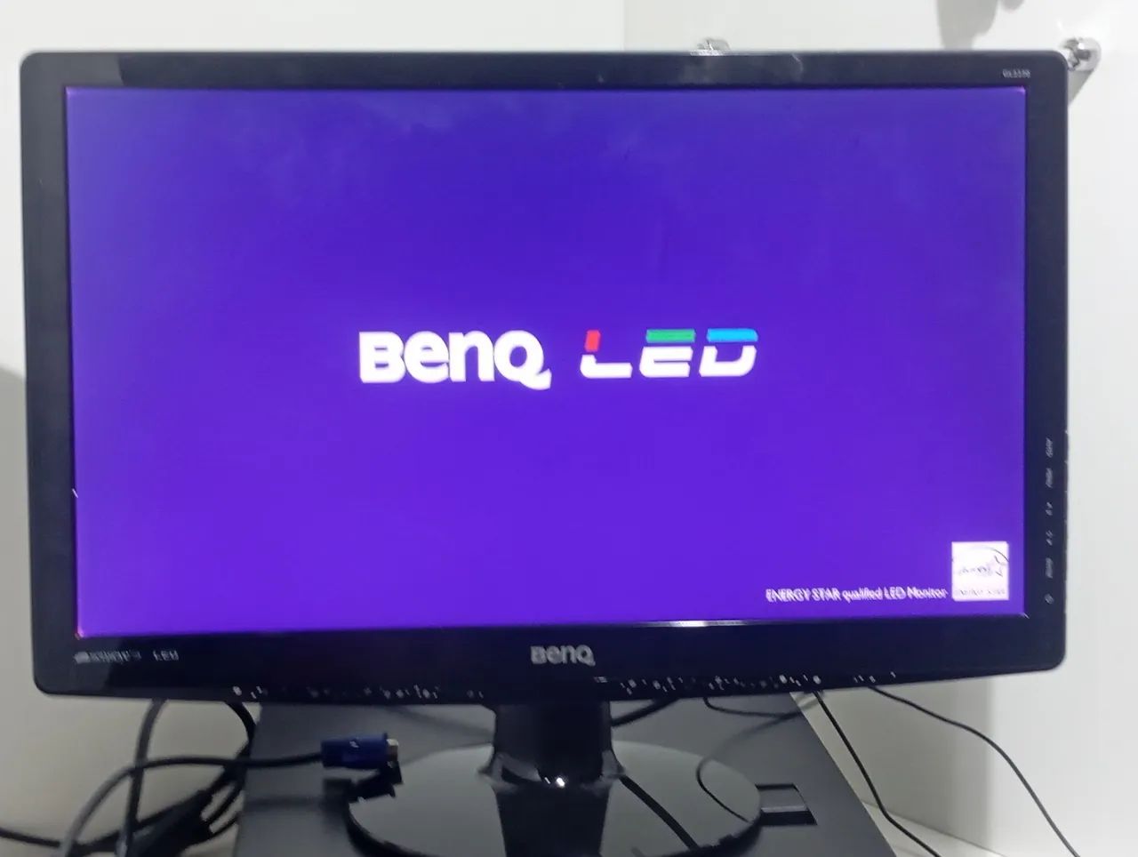 Monitor 22 Polegadas Benq, Tela Led WideScreen, entradas VGA-HDMI c/ Adaptador, Imgem Perf