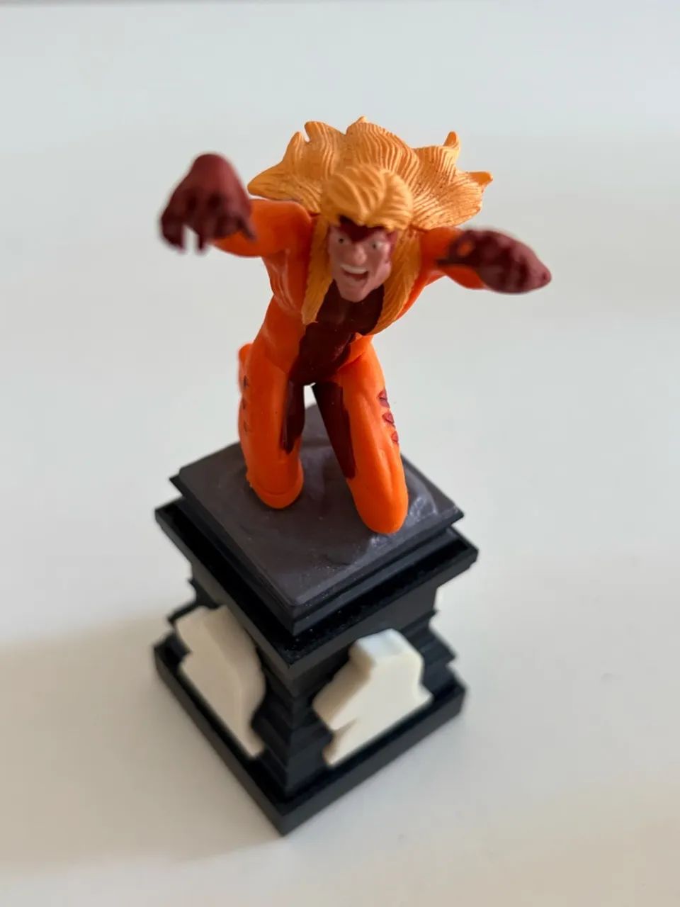Peça xadrez Marvel dentes de sabre - Foto 4