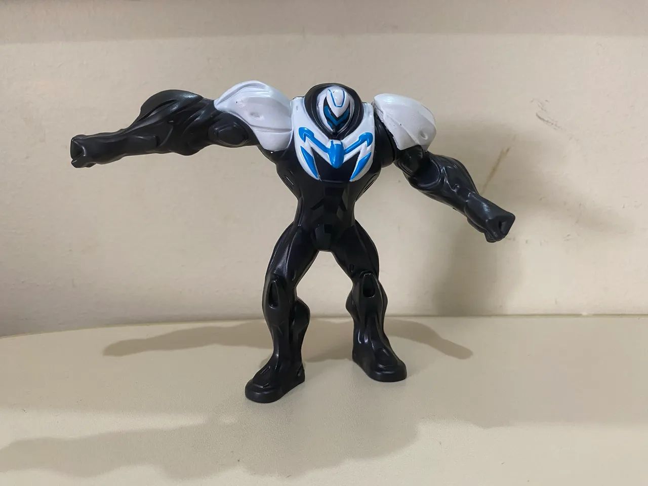 boneco max steel mcdonalds 2013
