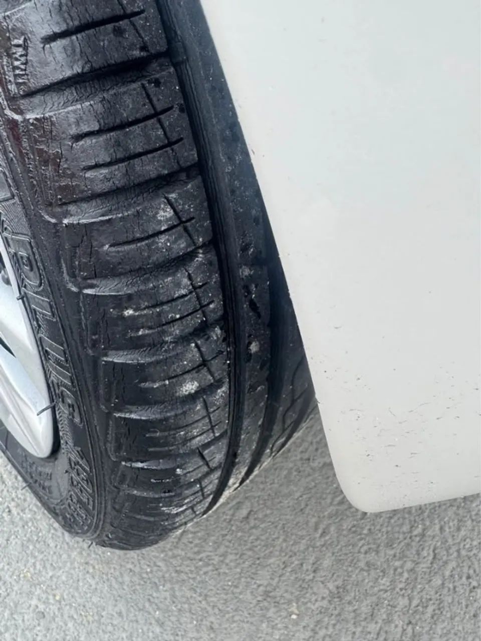 Volkswagen Fox 1.0 MI Total Flex 8V 5P 2013 - Foto 5