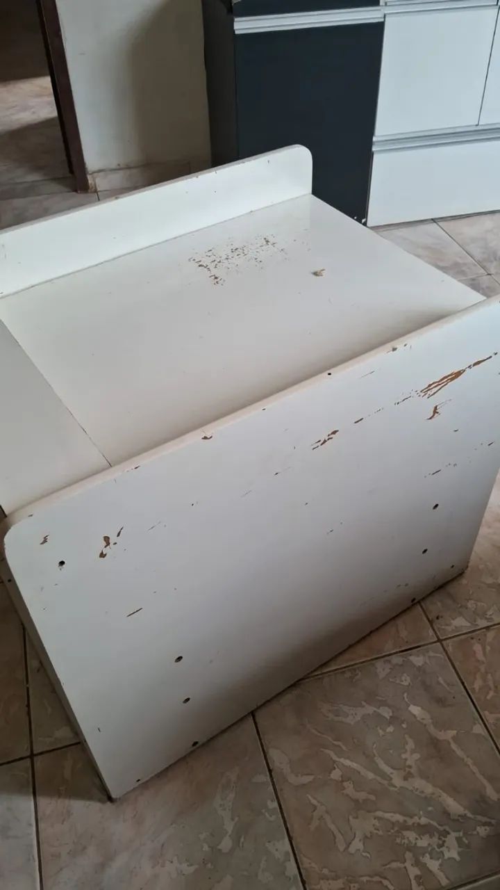 trocador de bebê com gavetas em MDF branco - Foto 3