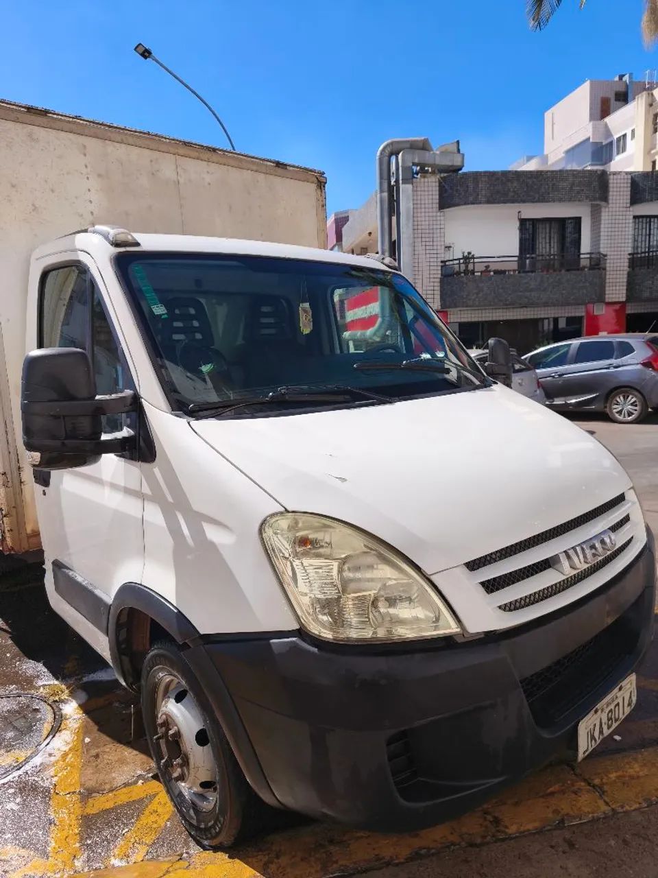 Caminhão Iveco Baú  - Foto 3