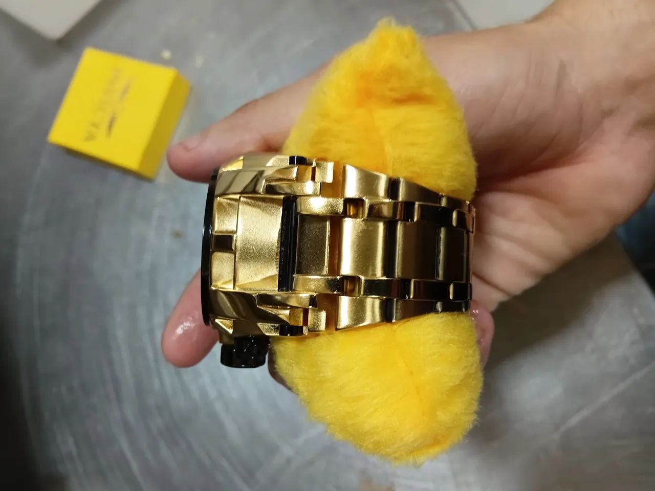 Estou vendendo este relógio novo original INVICTA 