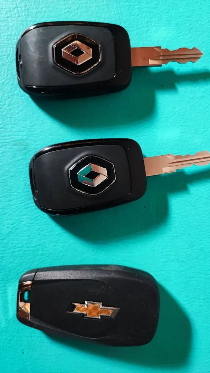 Vende-se chave original da Renault normal  e Chevrolet canivete  - Foto 2