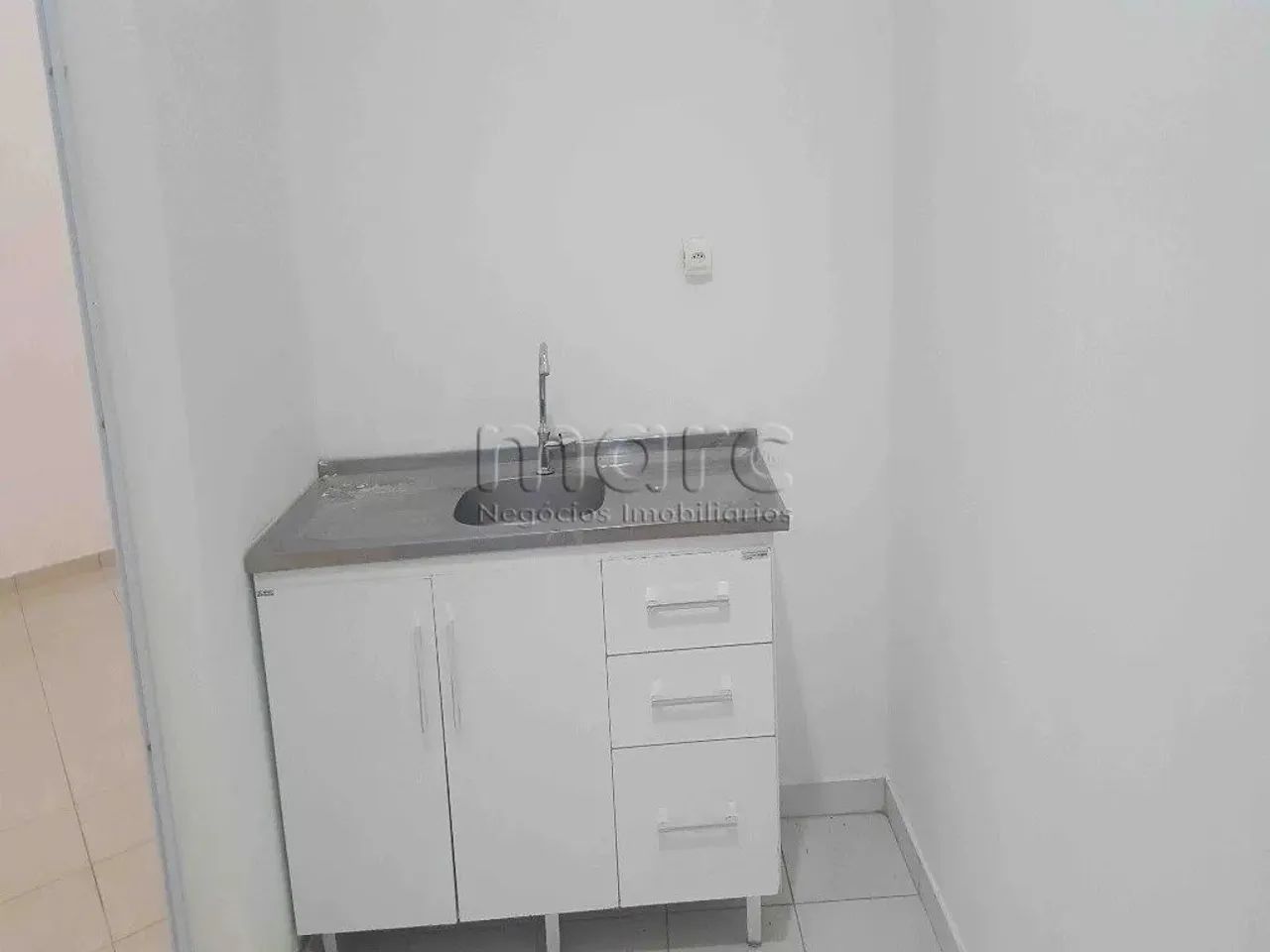 Loja totalmente reformada na República com 431m², salão grande mais sobre loja, com banhei - Foto 8