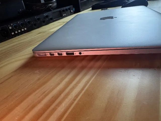 MacBook Pro Retina 15? 2015 - i7 Quad-Core / 16GB RAM / 512GB SSD MacBook Pro Retina 15? 2015 - i7 Quad-Core / 16GB RAM / 512GB SSD
