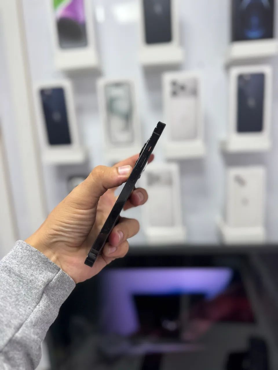IPHONE 14 PRO - 128GB ( PRETO )  - Foto 4