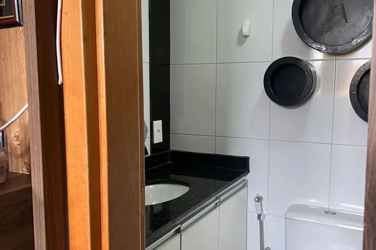 Apartamento à Venda - Cabral, 3 Quartos, 194 m2 - Foto 4