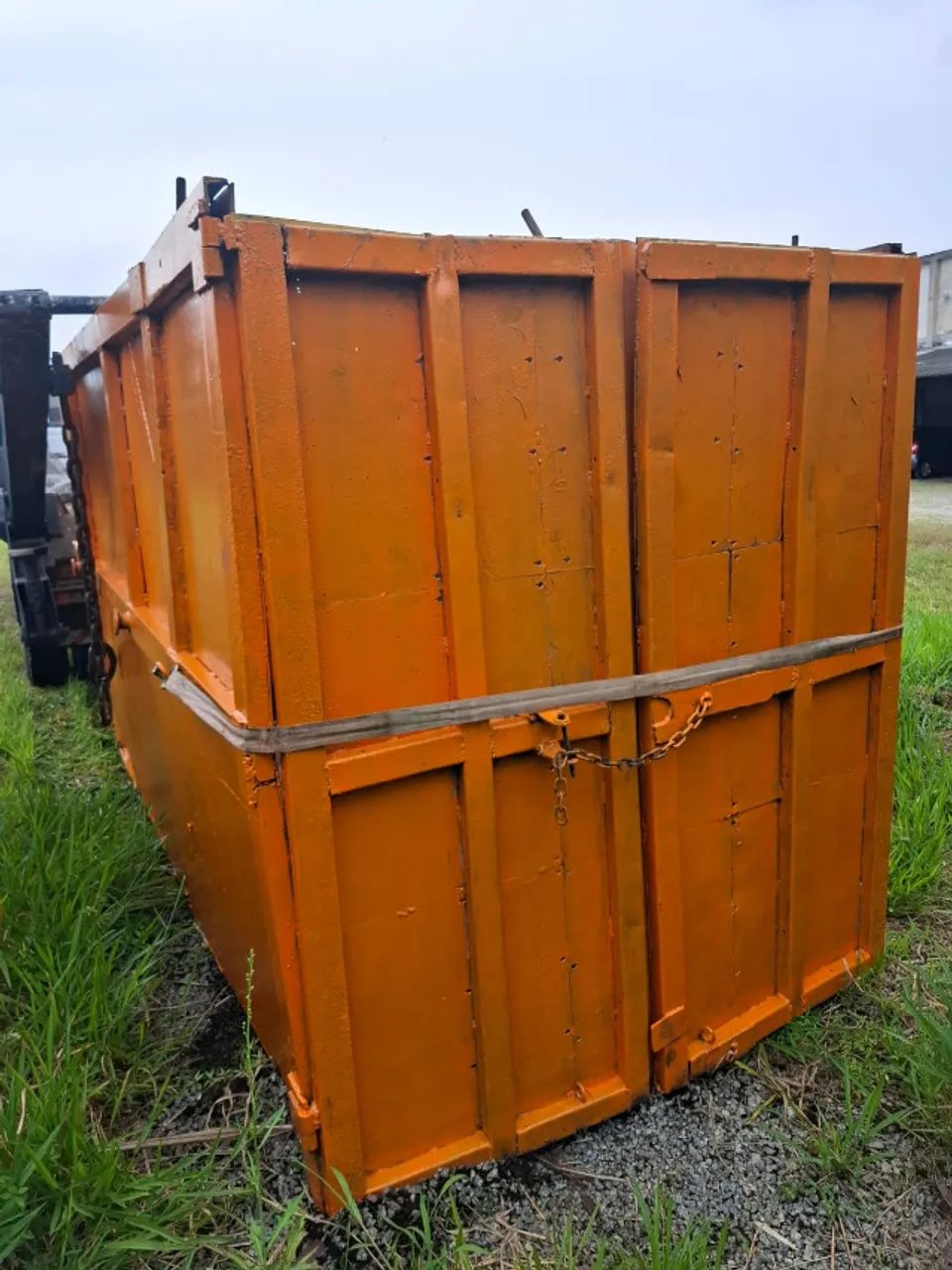 Caçamba para Poliguindaste com porta trazeira  - Foto 5