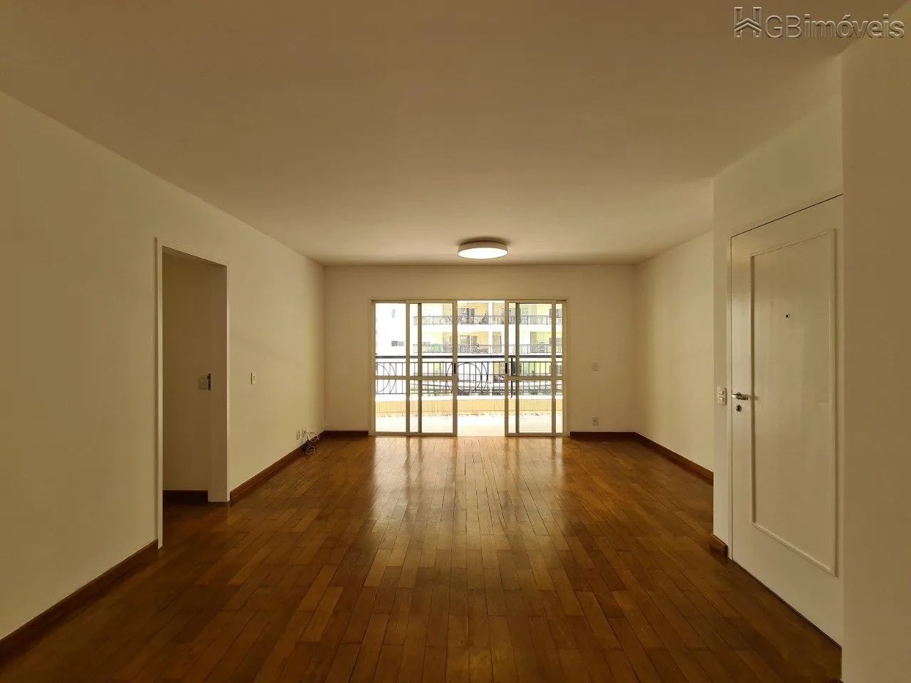 Apartamento 3 dormitorios a venda em condominio clube em Moema
