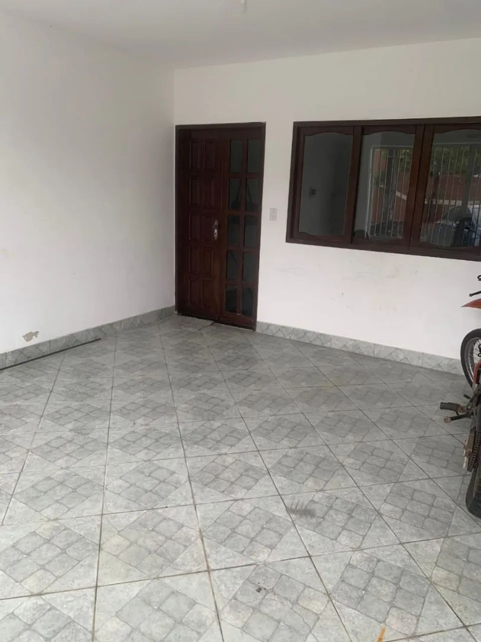 Lindo Imóvel com 2 Quartos e Sala Ampla - Localização Imbatível!