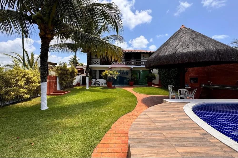 Luxo à Beira-Mar: Casa dos Sonhos em Serrambi