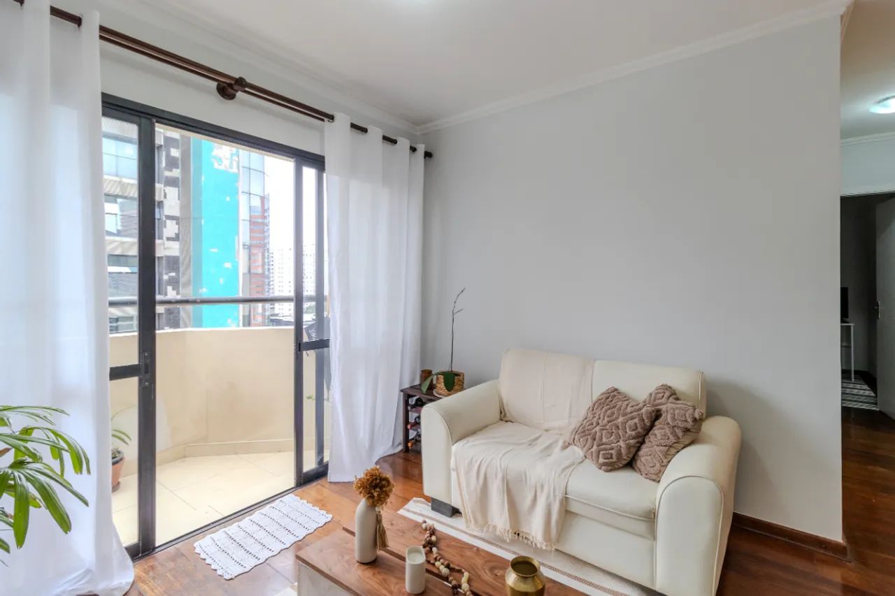 Apartamento para venda em Moema com 2 quartos, sendo 1 suíte, 63m² - Foto 4