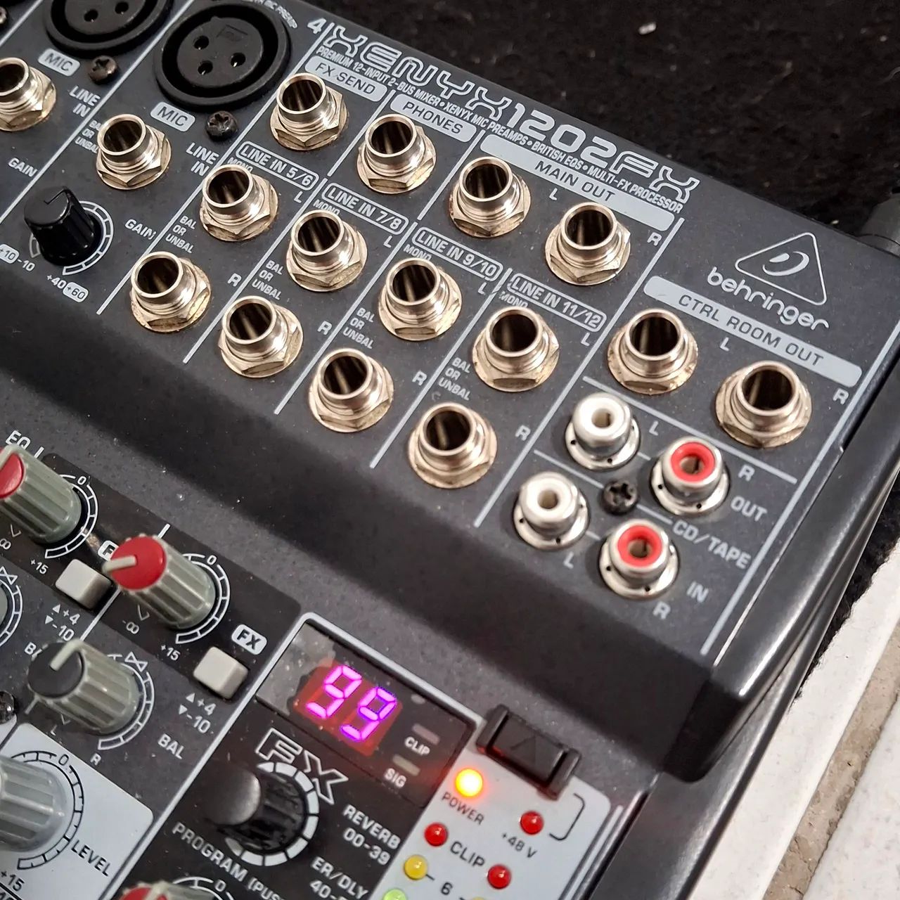 Mesa Behringer Xenix 1202 FX - Foto 4