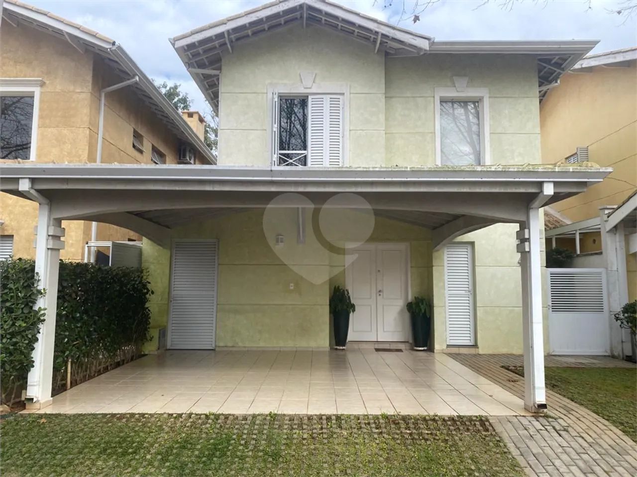 Condomínio com 3 quartos à venda em Jardim passárgada i - SP