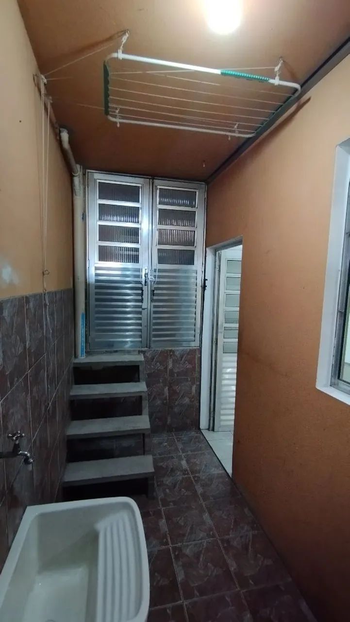 Alugo casa compacta com ótimo acabamento a 3km do Metrô Capão Redondo