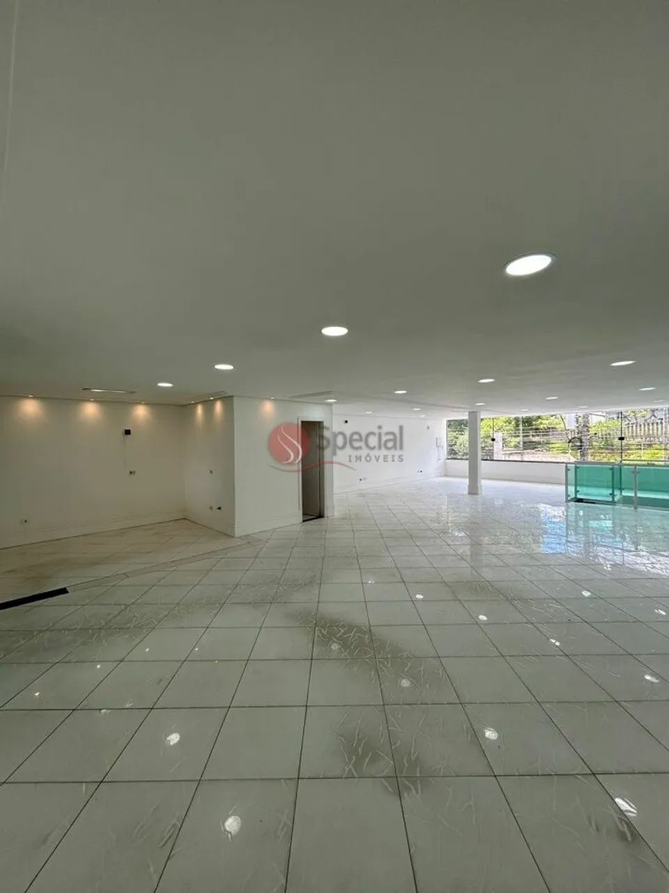 Prédio comercial no Tatuapé