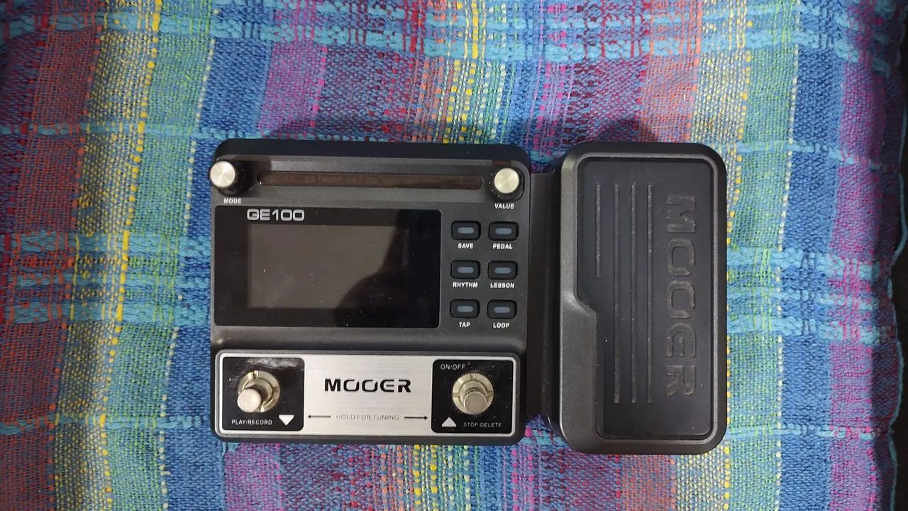 Pedaleira GE100 Mooer