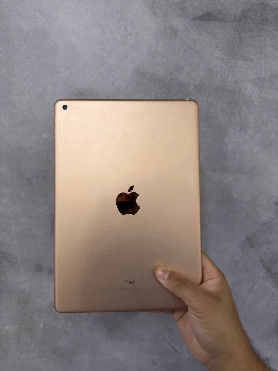 iPad 8º geração c/ Apple pincel e teclado  - Foto 2