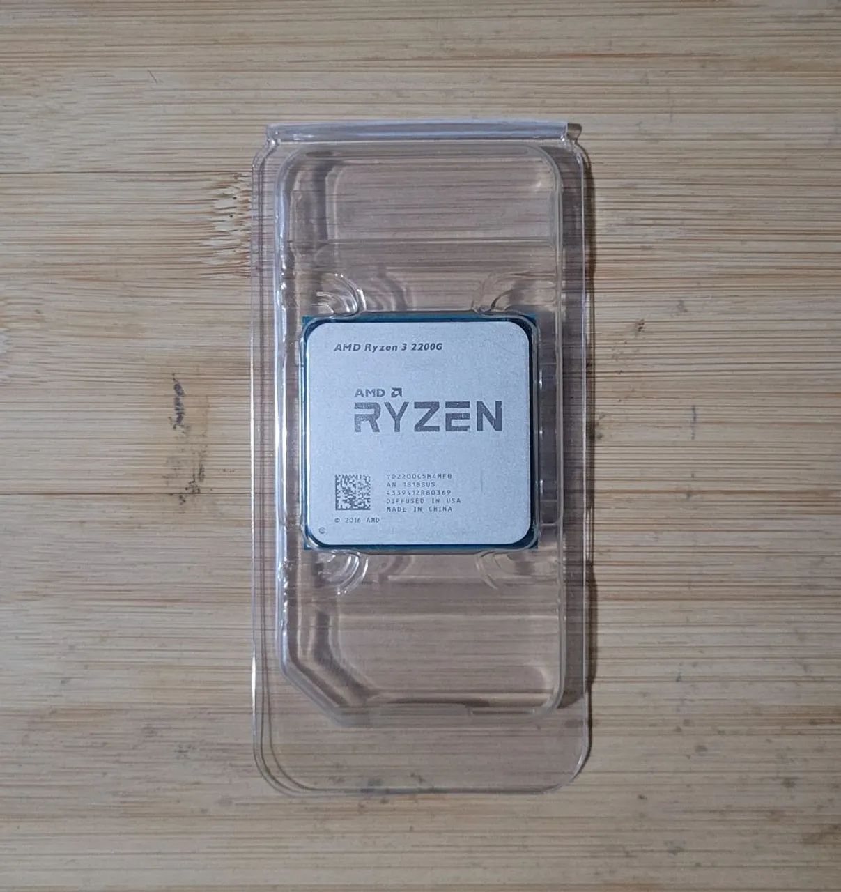 Ryzen 3 2200G (Usado/Excelente)