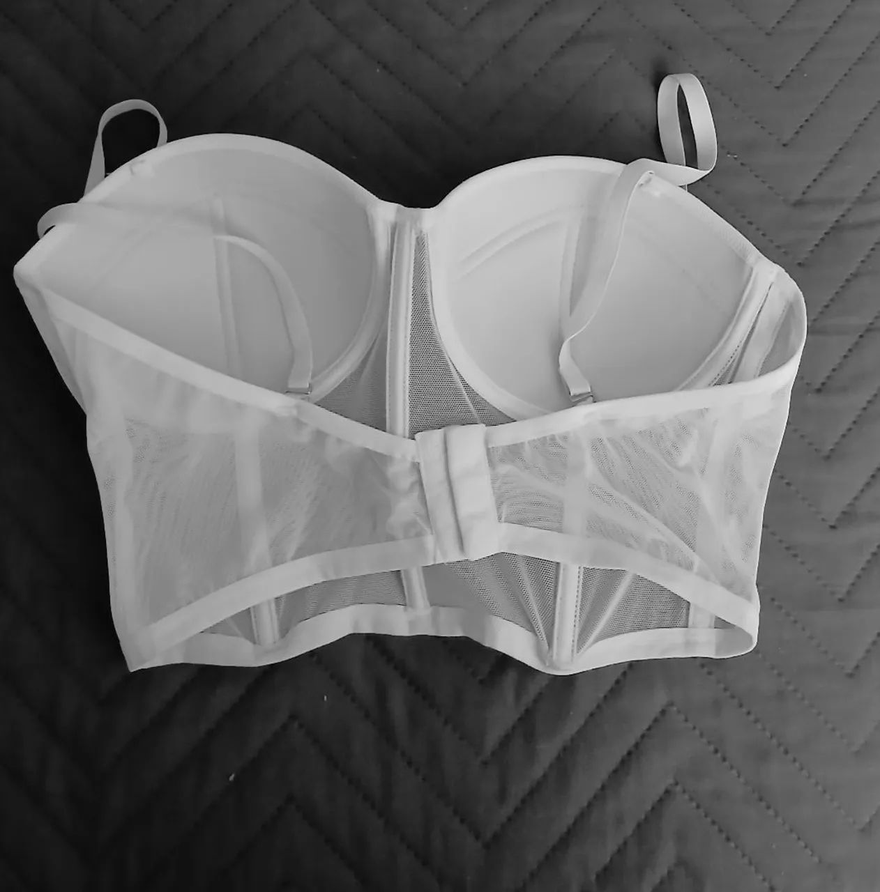 Top corset branco em tule com bojo.  - Foto 3