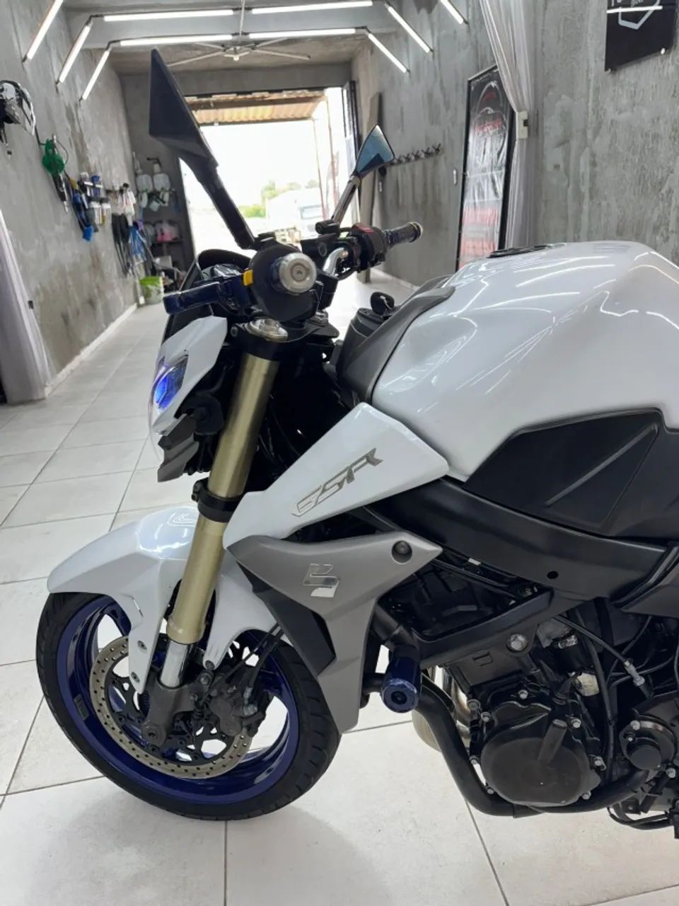 Suzuki GSR 750 2015 - Conservada, Documentação OK - Foto 2