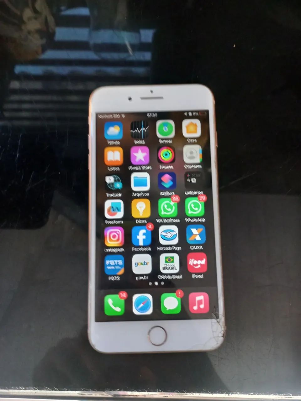 Iphone 8 PLUS 