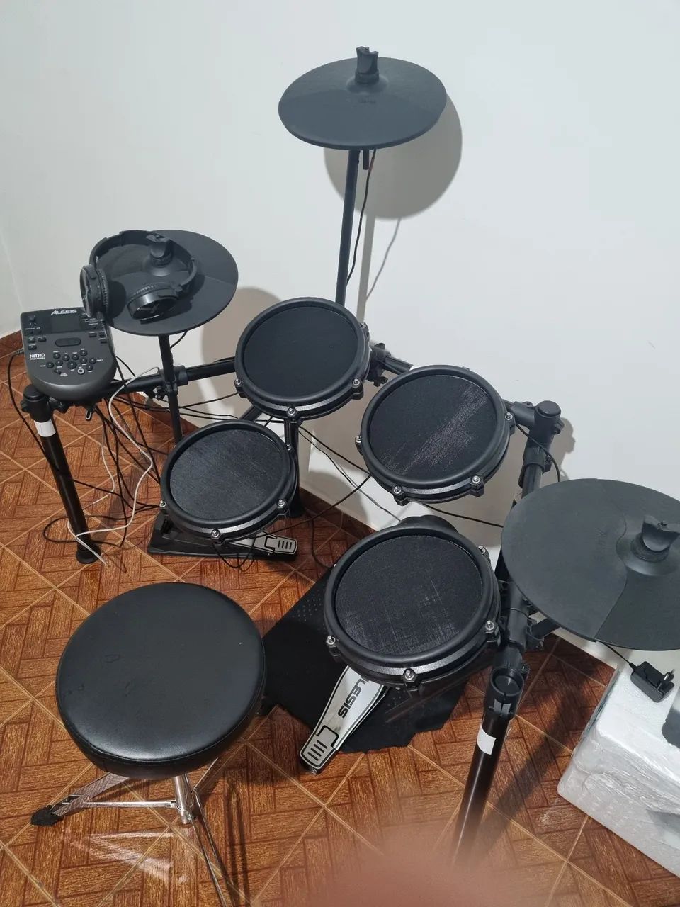 Bateria Alesis Nitro Mesh