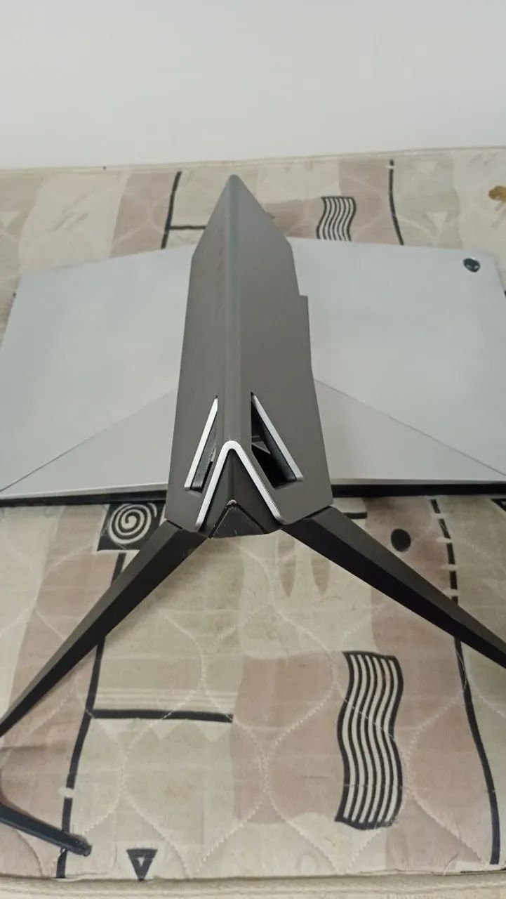 Vendo monitor Alienware 240hz  - Foto 4