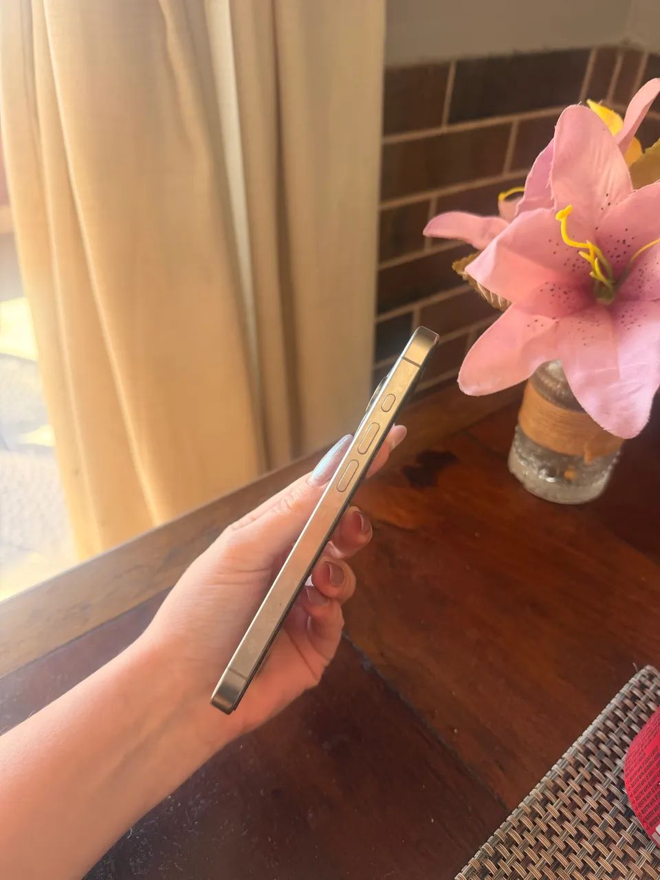 IPHONE 15 PRO NOVINHO  - Foto 2