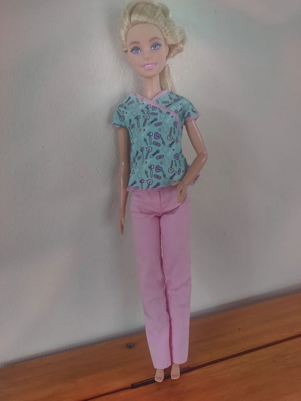 Barbie original enfermeira  - Foto 3
