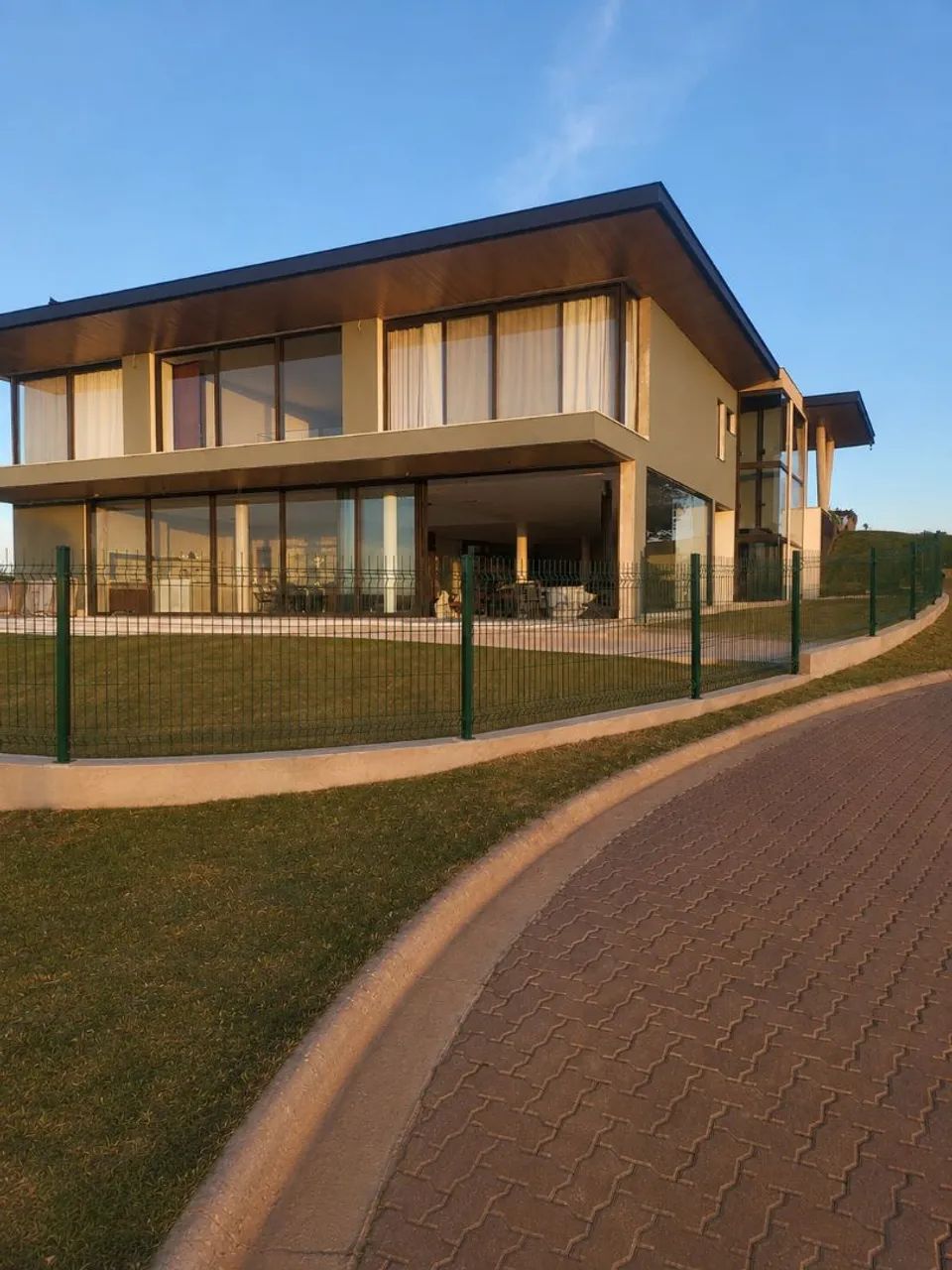 Construção e instalação de gradil residencial  - Foto 2