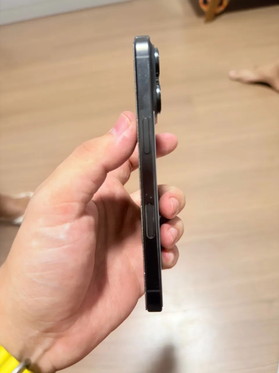 Iphone 16 pro - Foto 3
