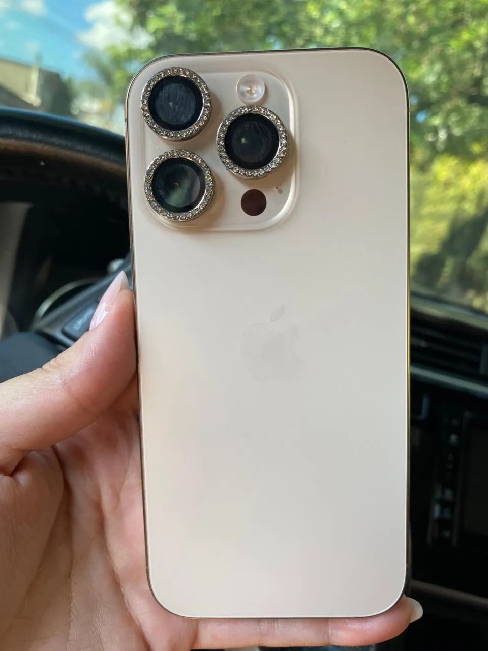 Vendo iPhone 16 pro impecável 