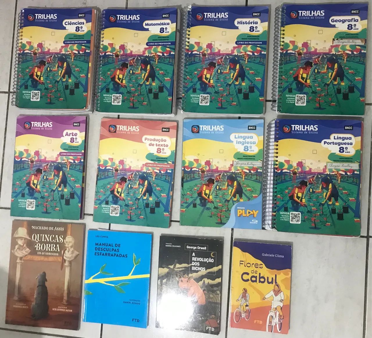 Livro trilhas 8 ano - Livros e revistas - Farolândia, Aracaju Livro trilhas 8 ano - Livros e revistas - Farolândia, Aracaju