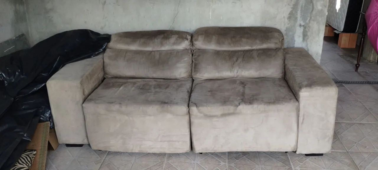 Sofá que abre e cama box de casal 