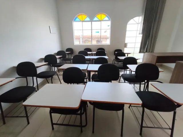 20 Cadeiras Universitárias - Foto 2