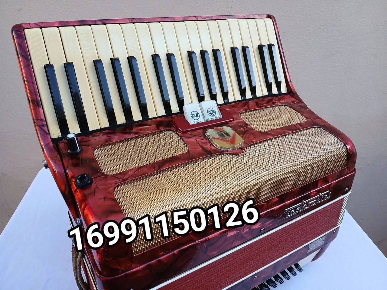 Acordeon Sanfona Todeschini de 80 baixos - Foto 3