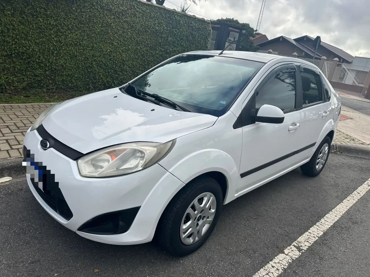 Ford Fiesta Fiesta Sed. 1.6 8V Flex 4p 2012