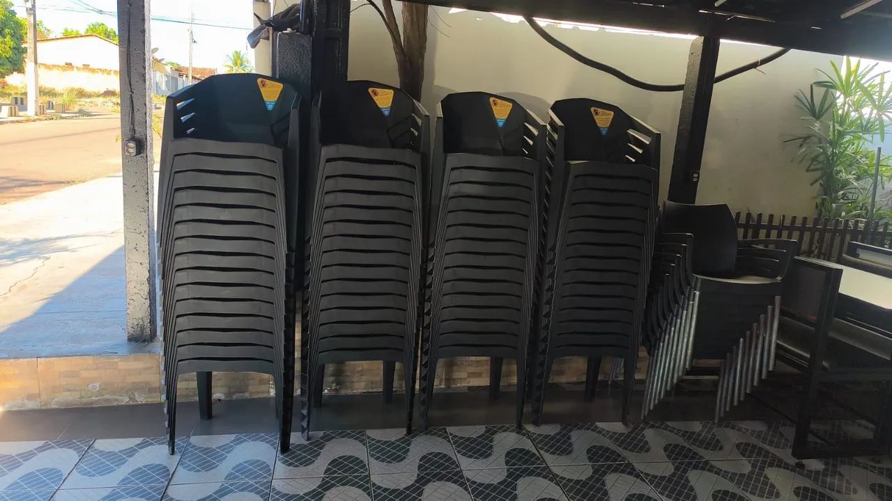 Vendo cadeiras novas  - Foto 3