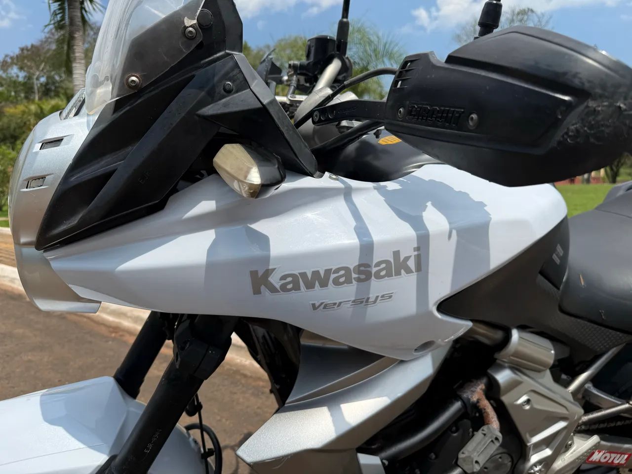 Kawasaki versus 650 ABS  - Foto 4