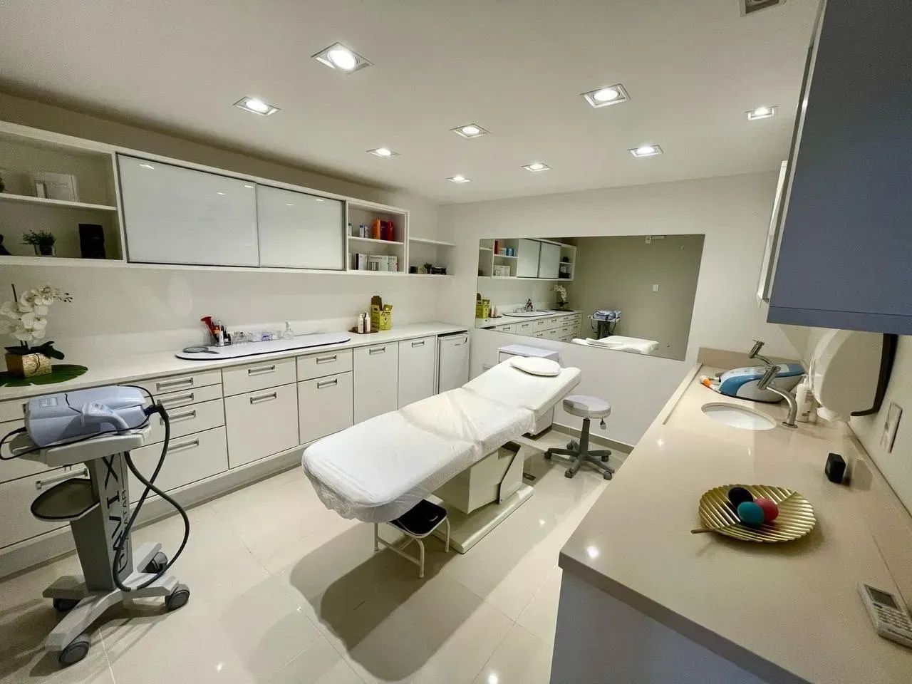 Sala Comercial - Centro Balneário Camboriú. - Foto 3