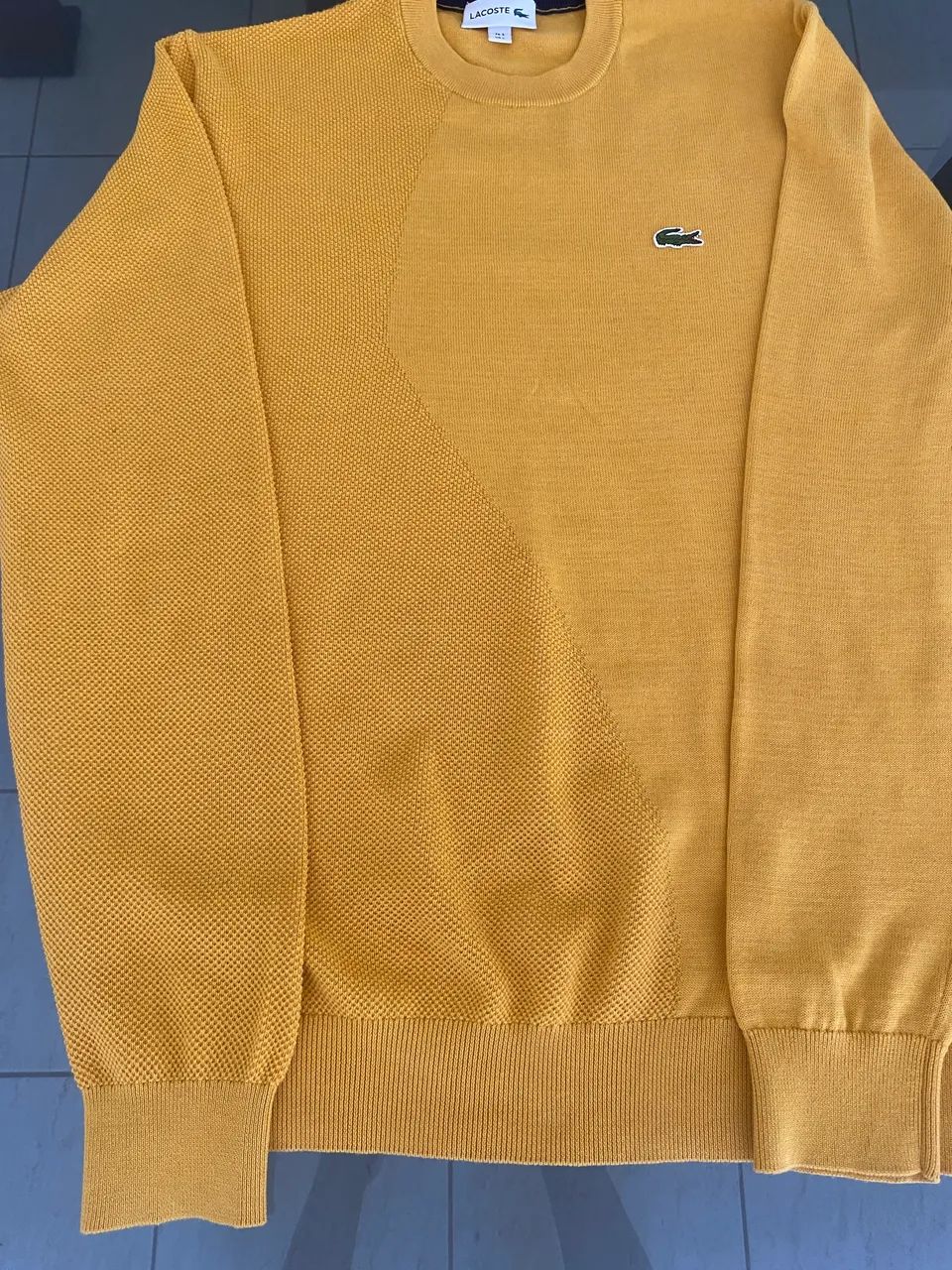 Vendo suéter Lacoste . - Foto 2