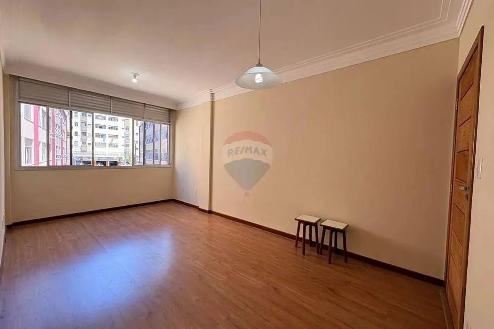 Apartamento Reformado com 3 Quartos no Fradinhos  Vitória - Foto 3