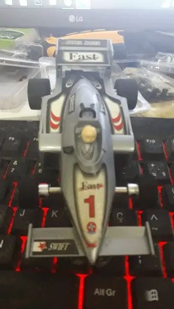 Carrinho de Autorama Estrela