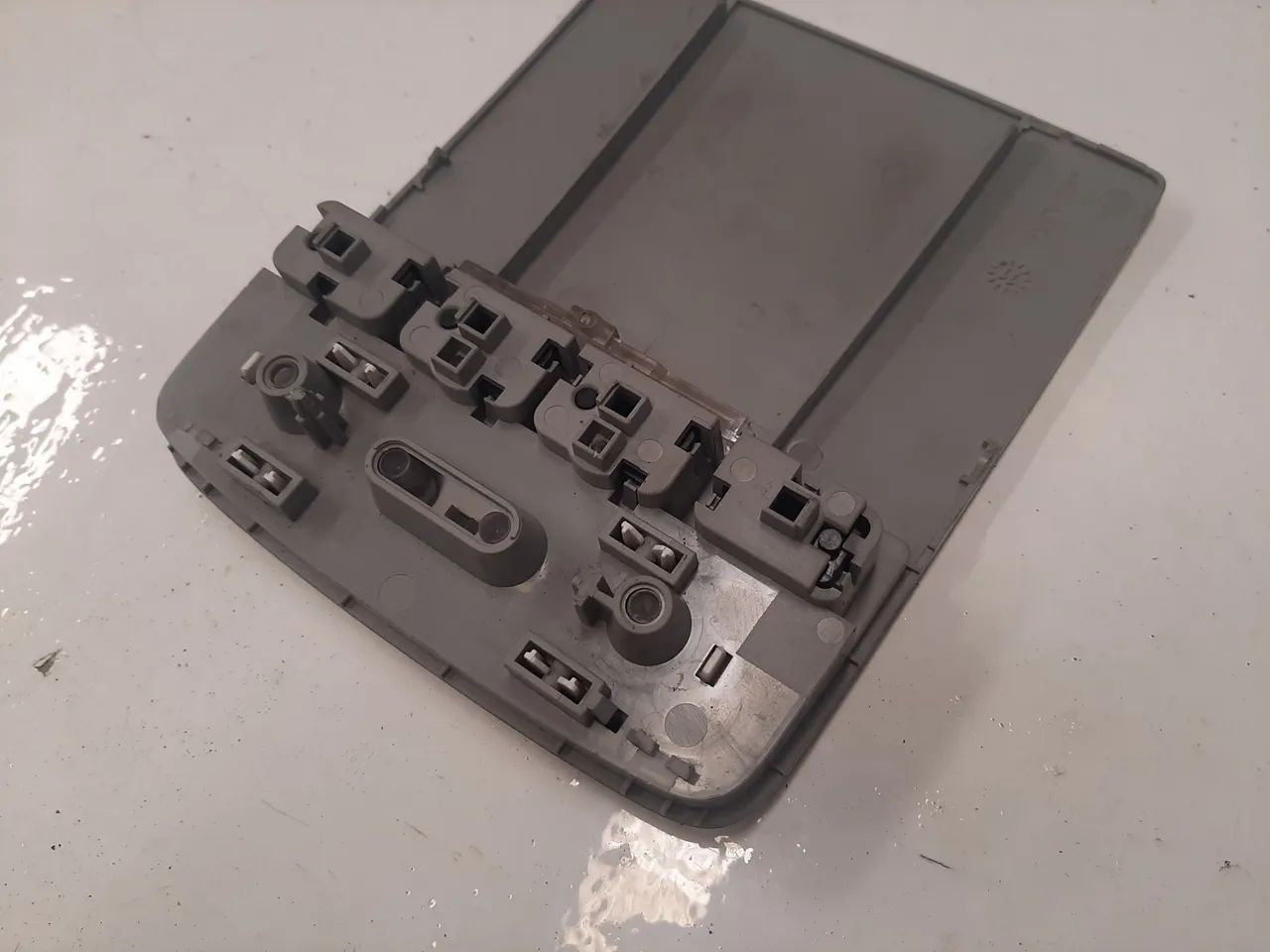 Luz Cortesia Audi A3/q3 13/19 - Foto 3