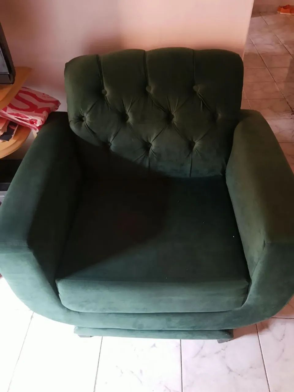 Vende-se uma poltrona modelo vintage - Foto 2